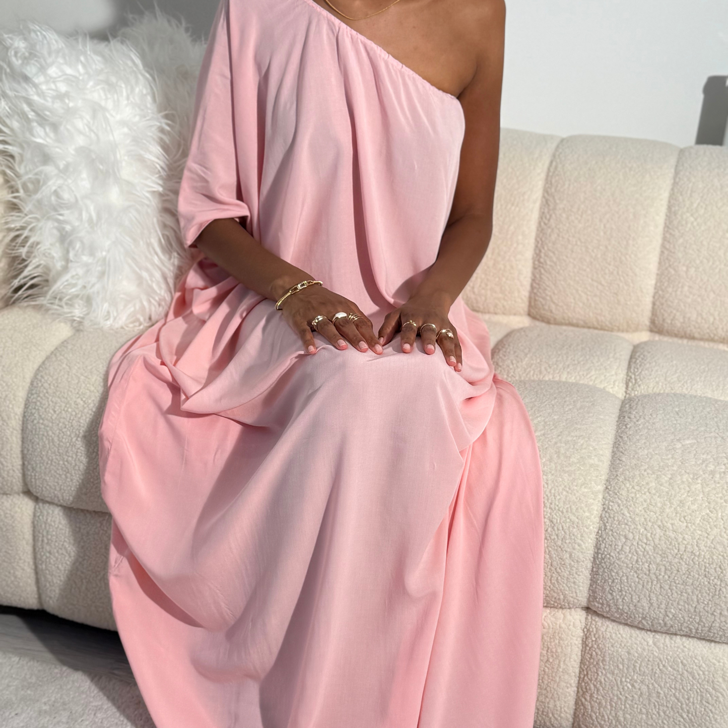 Pink One Shoulder Guntiino Baati